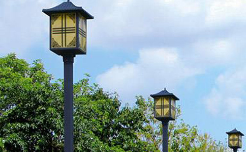 波密庭院灯安装间距与布灯设计全解析