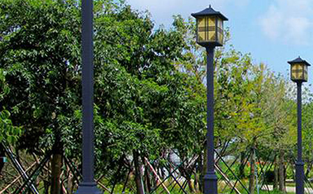 太阳能波密庭院灯价格为何差三倍？关键看这几点